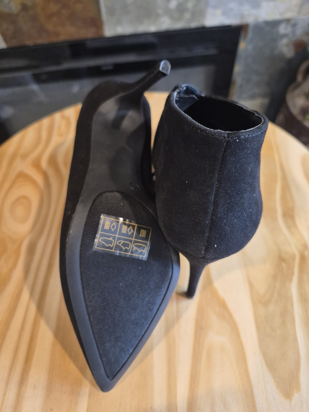 Journee Collection Demmi Black Suede Stiletto Bootie - Picture 6 of 7
